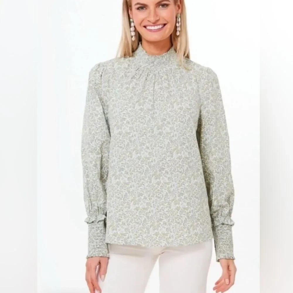 TUCKERNUCK Hyacinth House  Floral Puff Sleeve Blouse with Mandarin Collar
